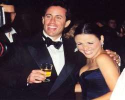 Jerry Seinfeld consuming alcohol